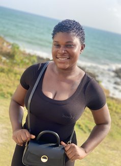 Lilly Dammam - escort in Dammam Photo 3 of 4