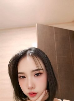 Lilly - puta in Riyadh Photo 6 of 7