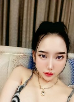 Lilly - puta in Riyadh Photo 11 of 12