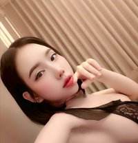 Lilly - escort in Riyadh Photo 10 of 10