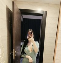 Lilly - escort in Riyadh