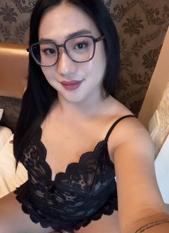 Lilly - Transsexual escort in Hong Kong Photo 3 of 3