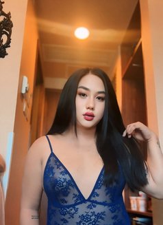 Lilly - Acompañantes transexual in Hong Kong Photo 5 of 5