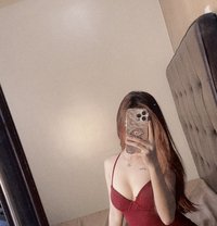 Lilly - escort in Manila Photo 12 of 12