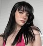Lilly - escort in Paris Photo 1 of 3