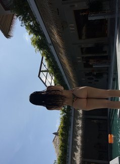 Lilly Fun and Cute - puta in Singapore Photo 3 of 7