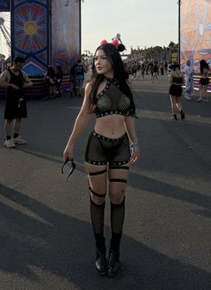 Lilly Fun and Cute - puta in Singapore Photo 7 of 7