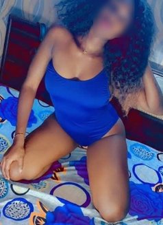 Lilly, Hot Independent Queen - escort in New Delhi Photo 2 of 6