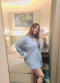 Lilly DXB Malayali - escort in Dubai Photo 3 of 4