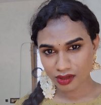 Lilly - Acompañantes transexual in Bangalore