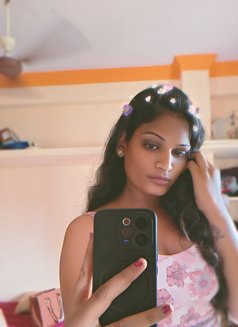 Lilly - Transsexual escort in Candolim, Goa Photo 3 of 4