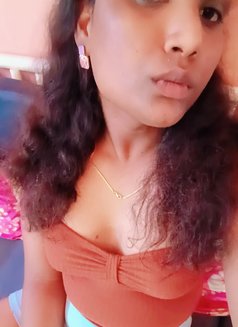 Lilly - Transsexual escort in Candolim, Goa Photo 3 of 4