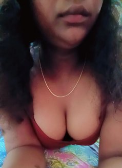 Lilly - Transsexual escort in Candolim, Goa Photo 4 of 4
