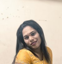 Lilly - Transsexual escort in Hyderabad