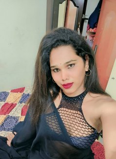 Lilly - Transsexual escort in Hyderabad Photo 7 of 30