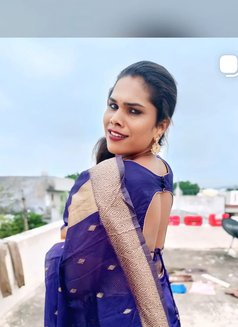 Lilly - Transsexual escort in Hyderabad Photo 10 of 30