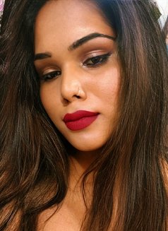 Lilly - Transsexual escort in Hyderabad Photo 12 of 30