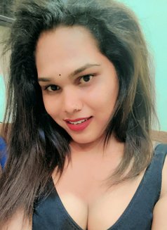 Lilly - Transsexual escort in Hyderabad Photo 28 of 30
