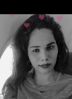 Lilly - Transsexual escort in Hyderabad Photo 30 of 30