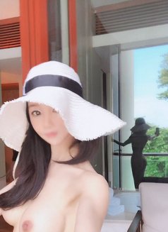LILLY JUNG- Officially the BEST in Korea - escort in Seoul Photo 4 of 29
