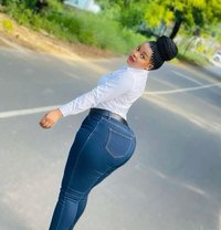 Lilly - masseuse in Nairobi