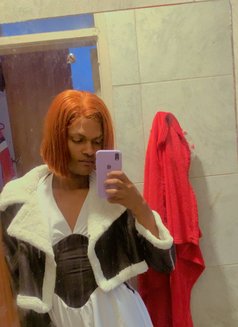 Lilly - Transsexual escort in Nairobi Photo 4 of 8