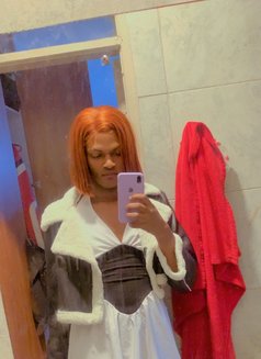 Lilly - Transsexual escort in Nairobi Photo 6 of 8