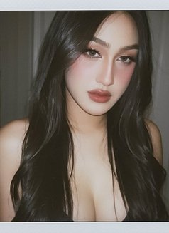 Lilly professional relax massage - Transsexual escort in Riyadh Photo 6 of 12