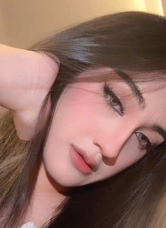 Lilly professional relax massage - Transsexual escort in Riyadh Photo 10 of 12