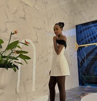 Lilly - escort in Singapore