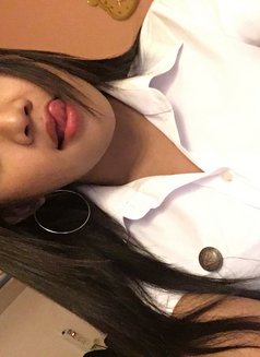 Lilly - Masajista in Dubai Photo 5 of 6