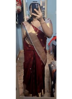 Lilly Versatile Mistress Shemale in Bang - Transsexual escort in Bangalore Photo 3 of 17