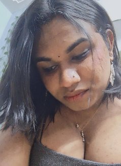 Lilly Versatile Mistress Shemale in Bang - Transsexual escort in Bangalore Photo 9 of 17