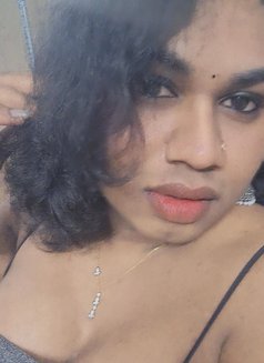 Lilly Versatile Mistress Shemale in Bang - Transsexual escort in Bangalore Photo 11 of 17