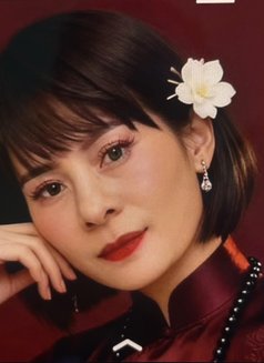 Lilly - escort in Al Juffair Photo 2 of 4