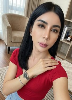 Lilly’VIP - Transsexual escort in Al Manama Photo 3 of 3