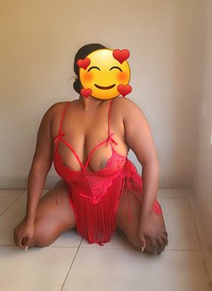 Lilly - escort in Lusaka Photo 4 of 4