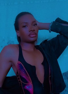 Lilthottie - Acompañantes transexual in Nairobi Photo 8 of 11
