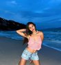 Lilu - puta in Bangkok Photo 1 of 6