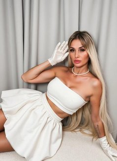 Lilu - escort in İstanbul Photo 4 of 10