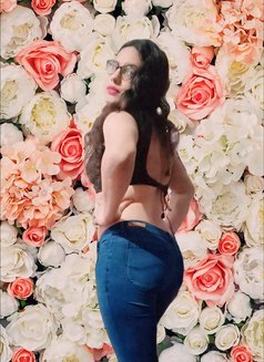 Lily Angel - Transsexual escort in New Delhi Photo 3 of 10
