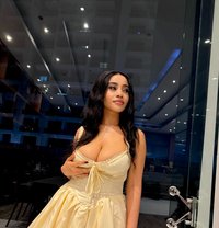 Lily - escort in Dubai