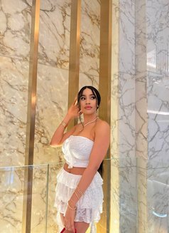 Mia - escort in Dubai Photo 7 of 7