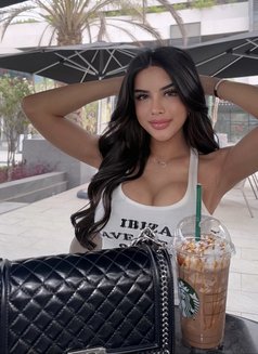 Lily BigAss BigDick BigBoob Both69 πΉπ - Transsexual escort in Riyadh Photo 11 of 20