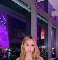 Lily Bloosom - Acompañantes transexual in Jakarta