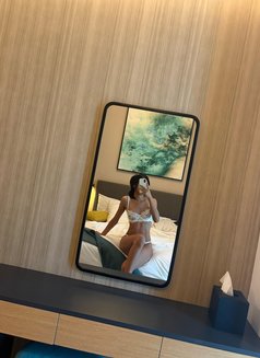 Lily flower - escort in Dubai Photo 5 of 7