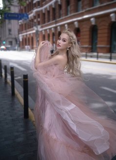 Lily Cutie - escort in Hong Kong Photo 8 of 9