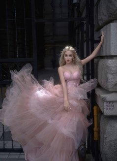 Lily Cutie - escort in Hong Kong Photo 9 of 9
