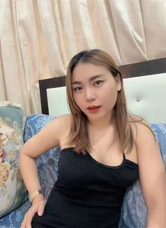 Lily - escort in Doha Photo 7 of 14