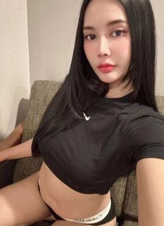 new Thailand Lily anal - escort in Jeddah Photo 2 of 9